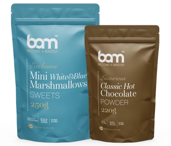 Sada klasické horké čokolády a modrých Marshmallows