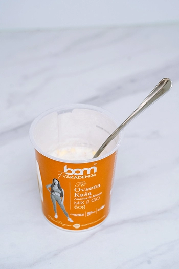 Ovesné vločky 2 GO, ananas a mango, se sladidlem