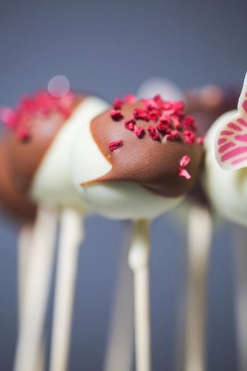 Balíček pečiva Cakepops & Popsicles