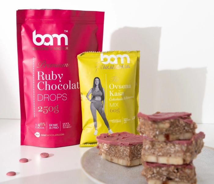 energetické ovesné tycinky s banánem a cokoládou